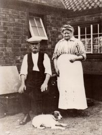 CLAYTON William and wife 1920s